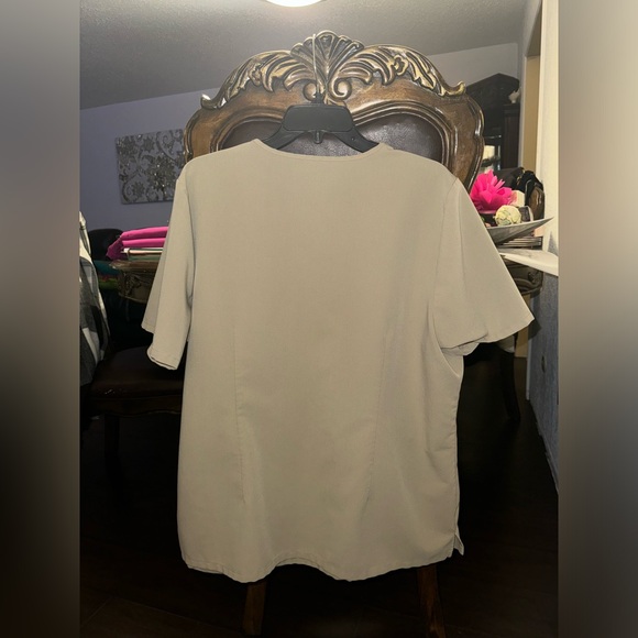 FIGS Scrub Set - Picture 2 of 6